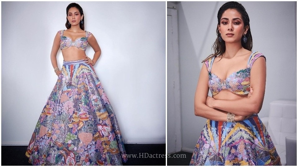 Mira Rajput Kapoor latest lehenga photos with a cropped bralette top and open back