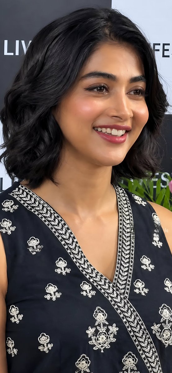 Pooja Hegde #PoojaHegde Latest HQ Images