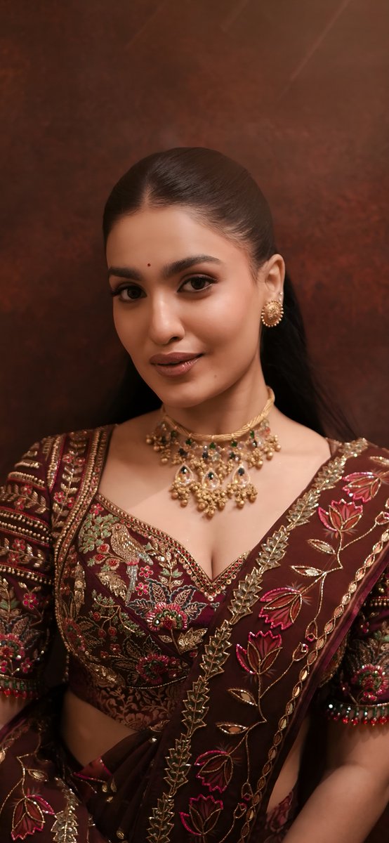 Saniya Iyappan #SaniyaIyappan Latest HQ Images