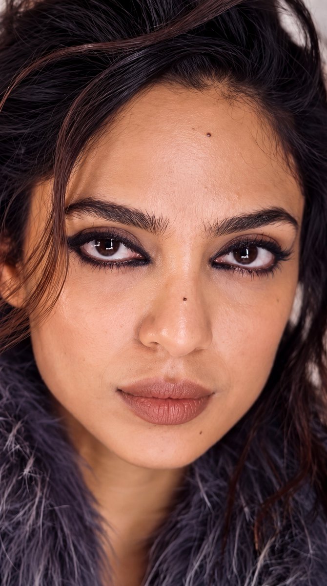Sobhita Dhulipala HD Face card – LIPS Image