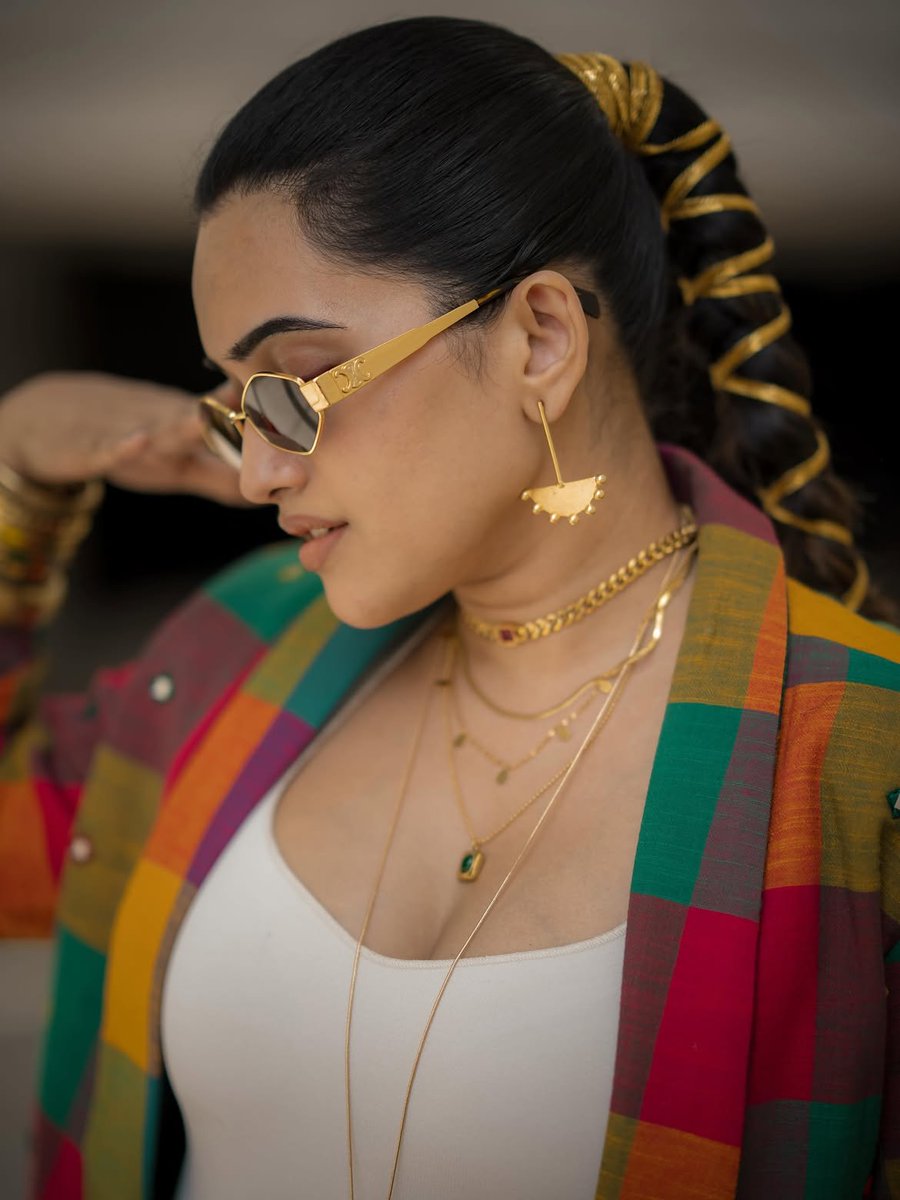Sravanthi Chokarapu  Latest HD Photos