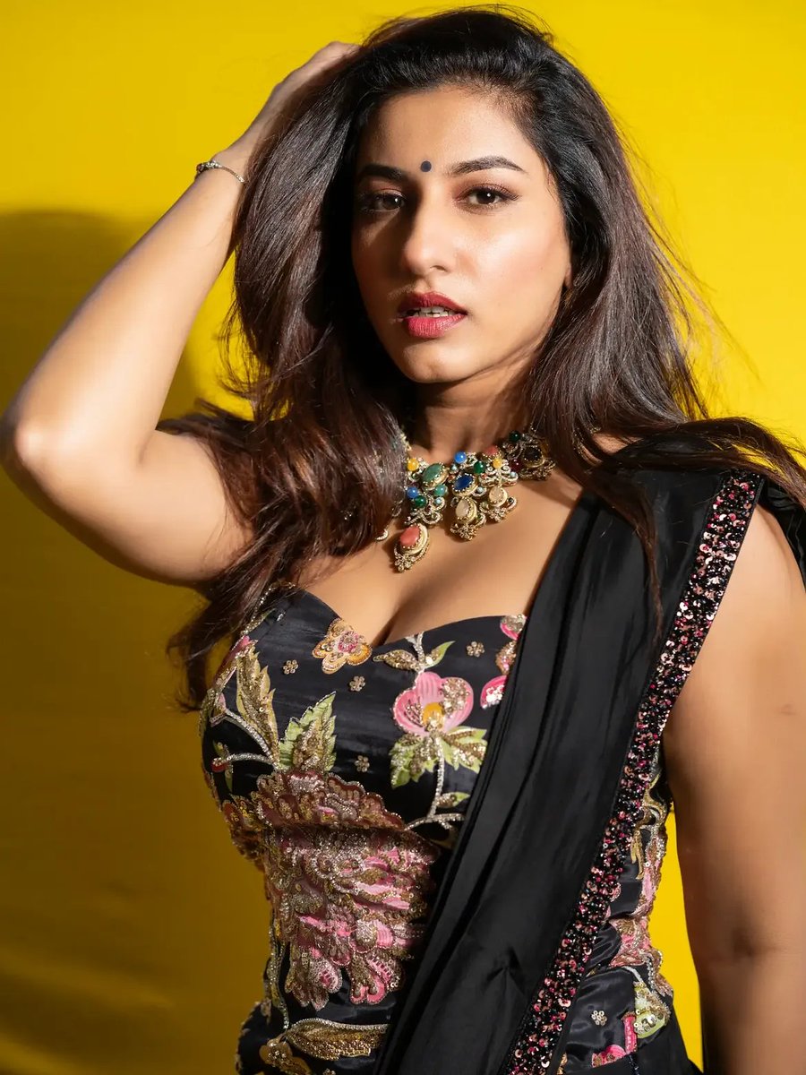 Vishnupriya Bhimeneni  Latest HD Photos