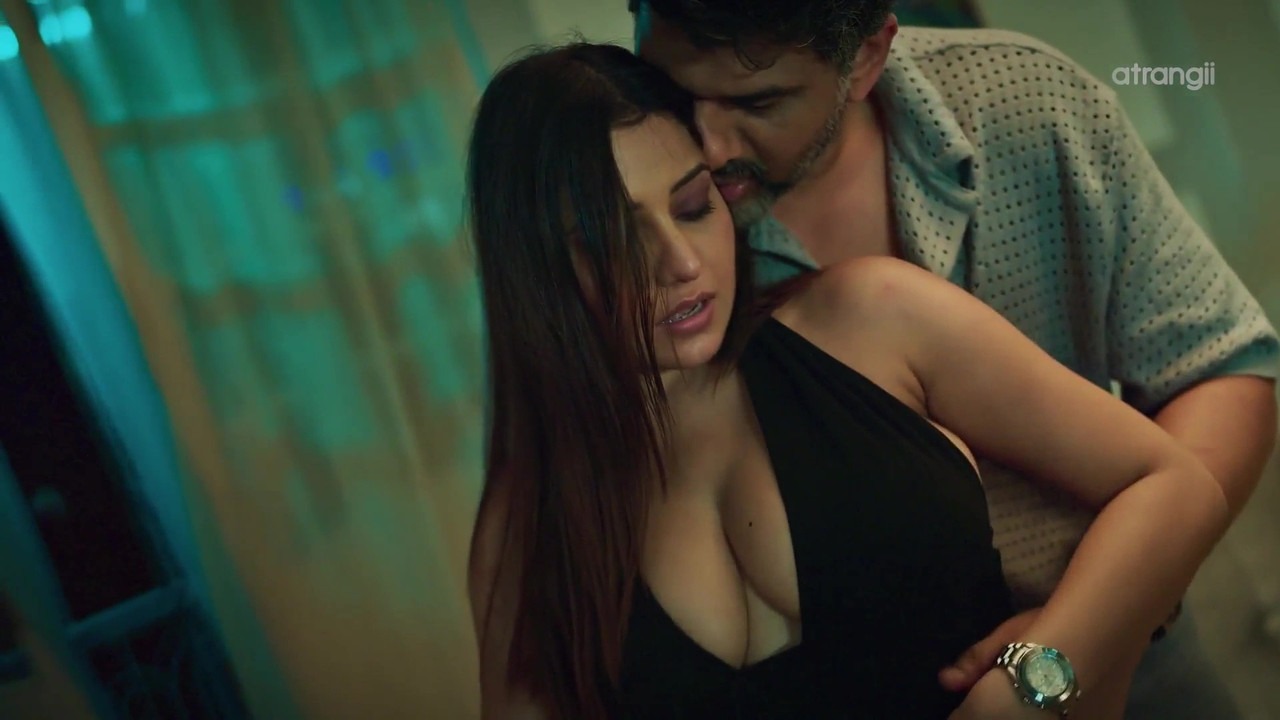 Simran Kaur in Sexy Bodycon Mini: Revealing Cleavage Shots That Broke the Internet